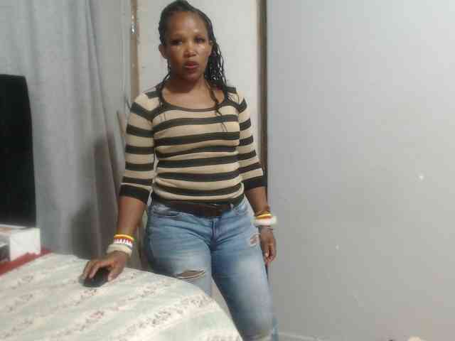 Sheila80 webcam