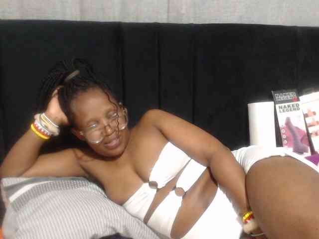 Sheila80 webcam