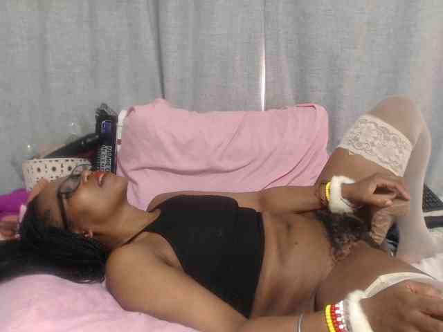Sheila80 webcam