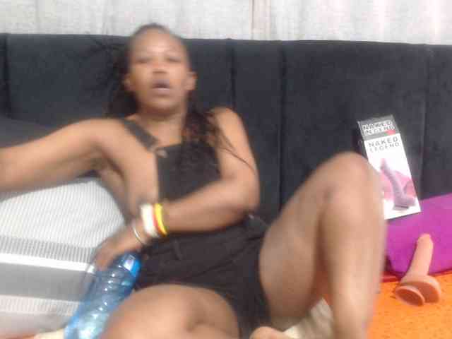 Sheila80 webcam