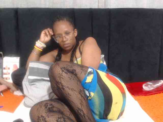 Sheila80 webcam