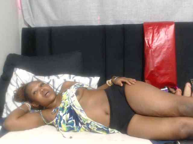 Sheila80 webcam