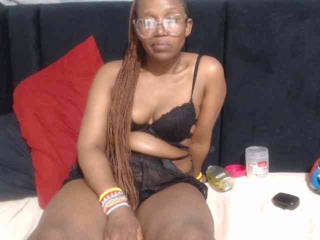 Sheila80 webcam