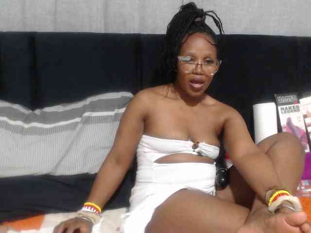 Sheila80 webcam
