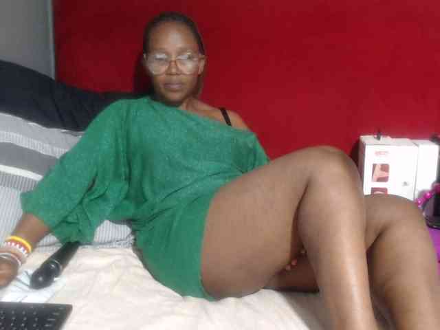 Sheila80 webcam