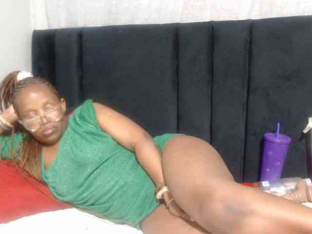 Sheila80 webcam