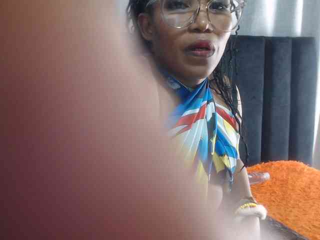 Sheila80 webcam