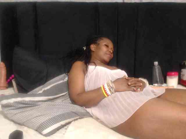 Sheila80 webcam