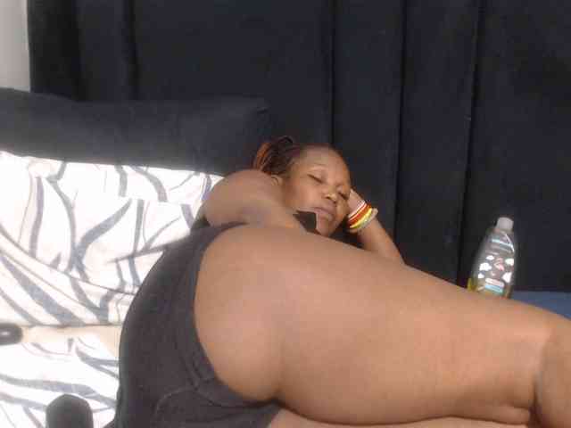 Sheila80 webcam