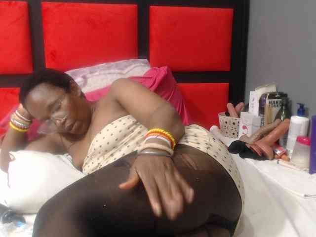 Sheila80 webcam