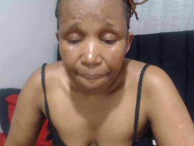 Sheila80 webcam