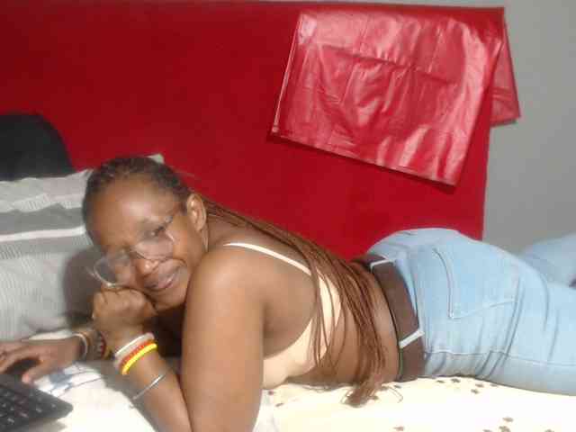 Sheila80 webcam