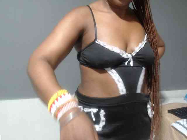 Sheila80 webcam