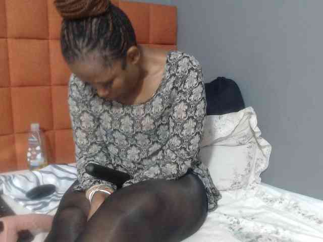 Sheila80 webcam