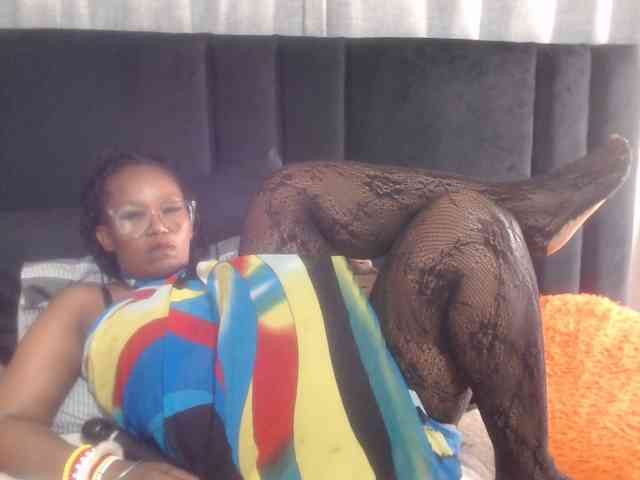 Sheila80 webcam