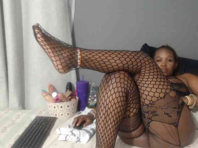 Sheila80 webcam
