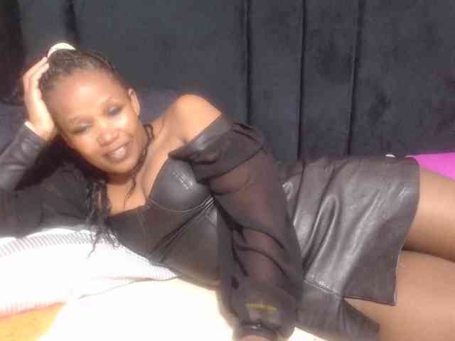 Sheila80 Live Webcam on BongaCams
