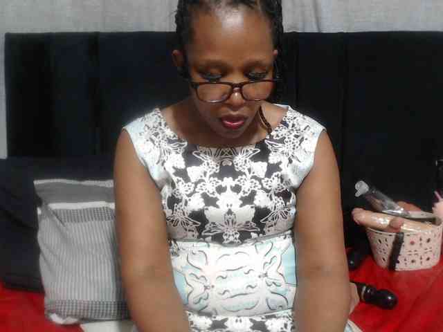 Sheila80 webcam