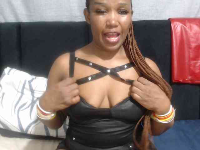 Sheila80 webcam