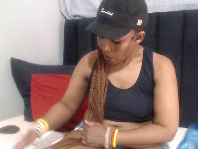 Sheila80 webcam