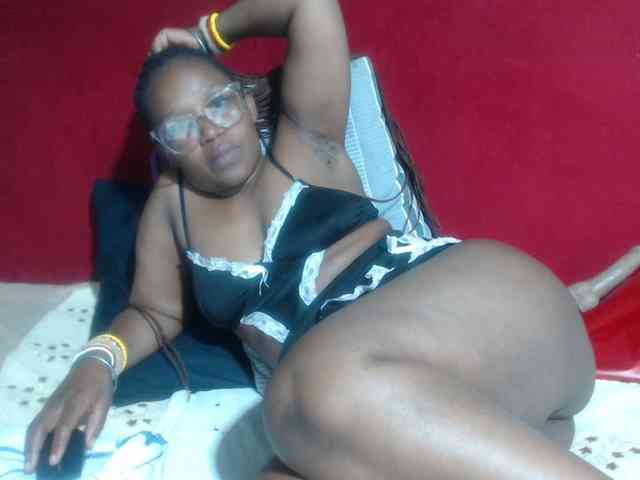 Sheila80 webcam