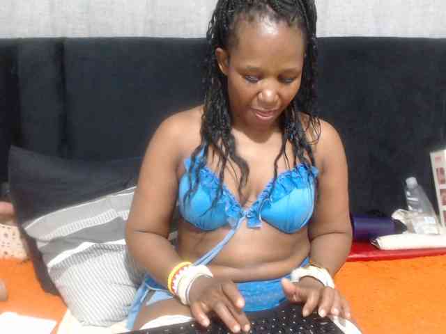 Sheila80 webcam