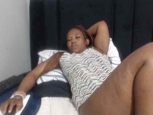 Sheila80 webcam