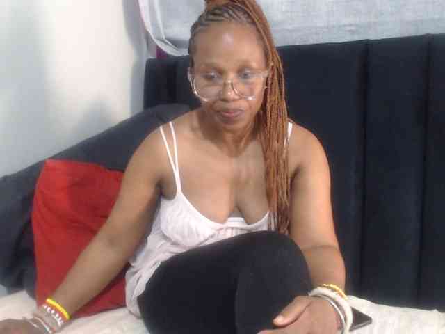 Sheila80 webcam