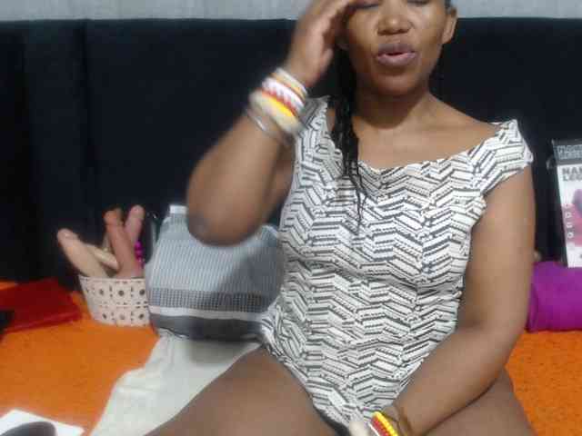 Sheila80 webcam