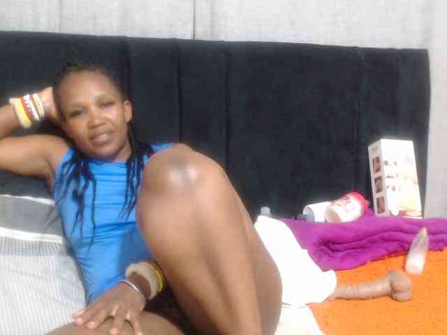 Sheila80 webcam