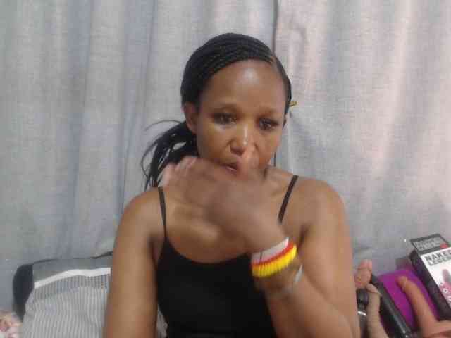 Sheila80 webcam