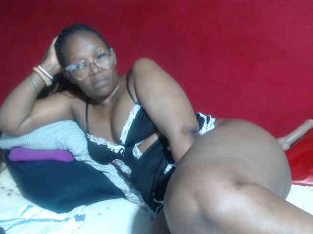 Sheila80 webcam