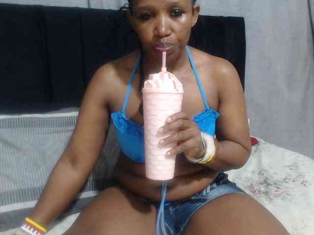 Sheila80 webcam