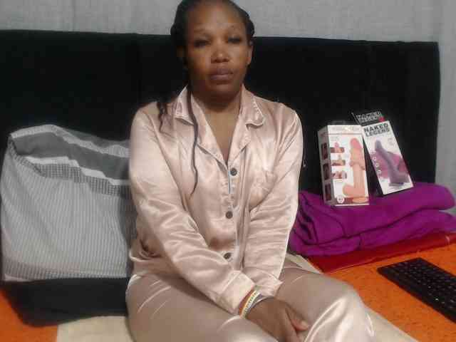 Sheila80 webcam