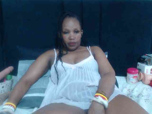 Model: Sheila80