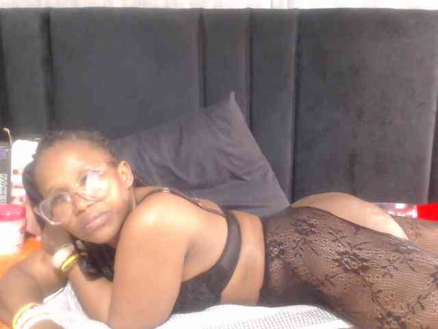 Sheila80 webcam