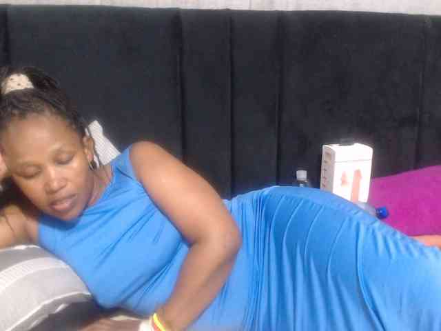 Sheila80 webcam