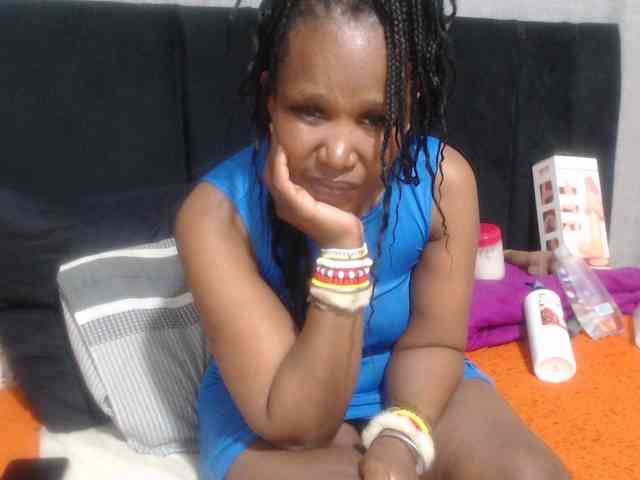 Sheila80 webcam