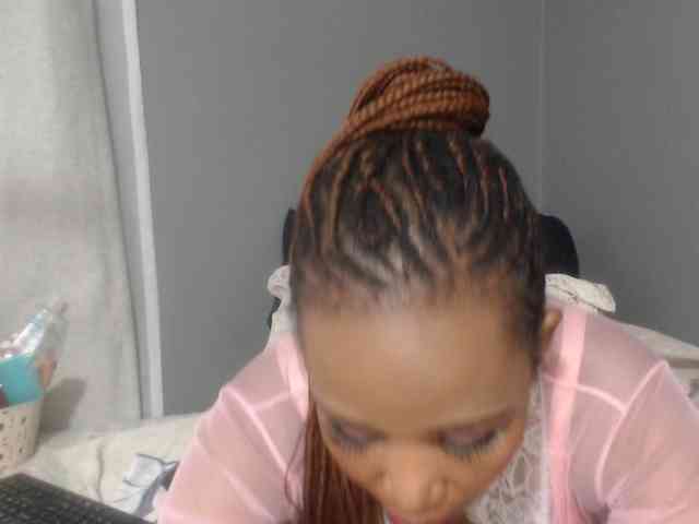 Sheila80 webcam