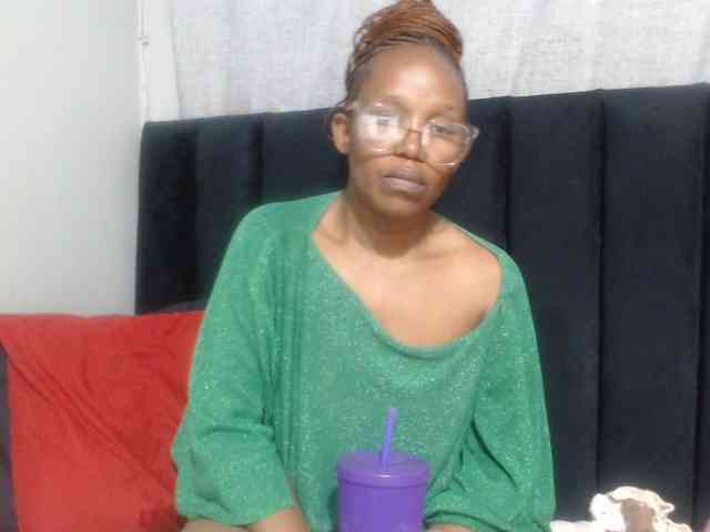 Sheila80 webcam