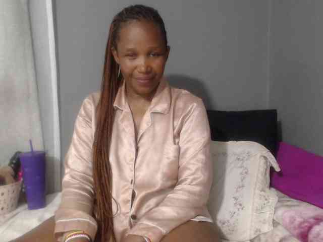 Sheila80 webcam