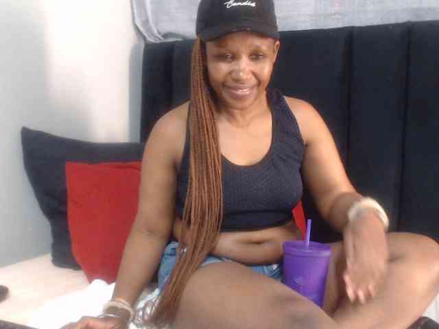 Sheila80 webcam