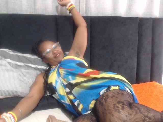 Sheila80 webcam