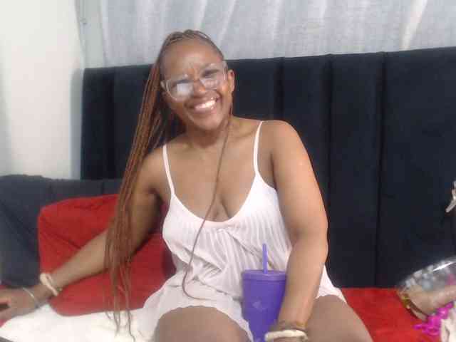 Sheila80 webcam
