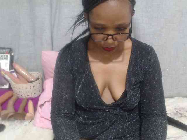 Sheila80 webcam