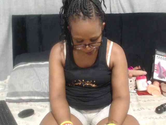 Sheila80 webcam