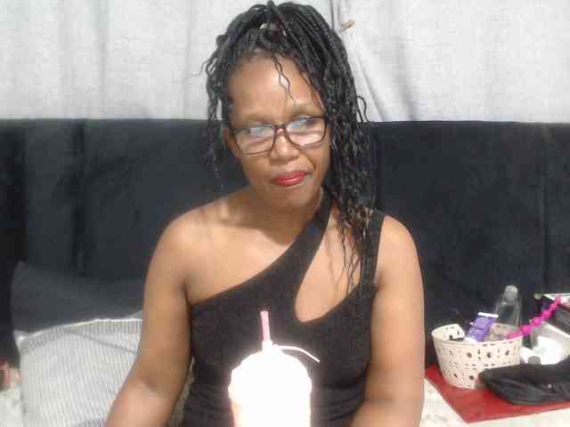Sheila80 webcam