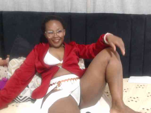 Sheila80 webcam