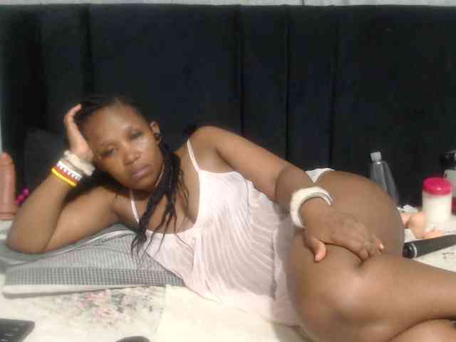 Sheila80 webcam