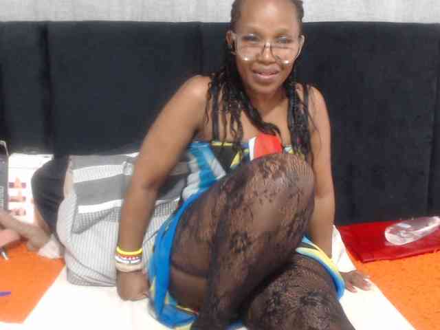 Sheila80 webcam